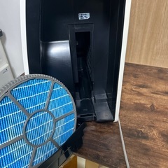 2015年度 加湿空気清浄機　KI-750y8-w SHARPの画像