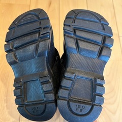 HI-TECのブラックスニーカー　16cmの画像