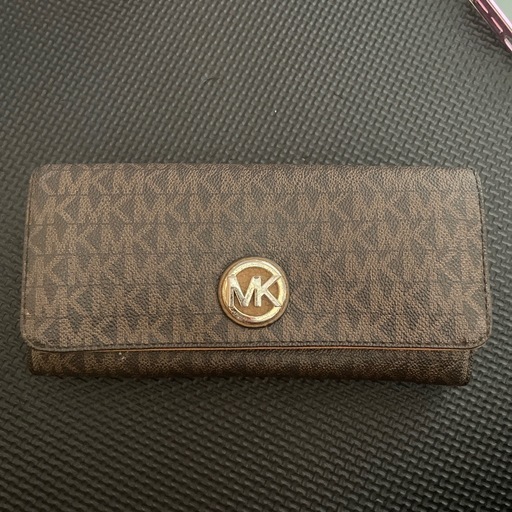 マイケルコース長財布