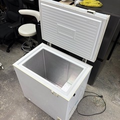 【動作確認済み】高年式 2021年製 冷凍庫 JF150ML01WH 142L マクスゼンの画像