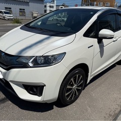 フィットハイブリッド　Ｌパケ　4WD 検有　