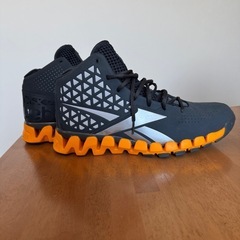 Reebokシューズの画像