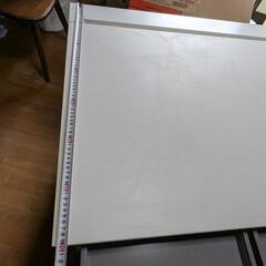 デスクの画像