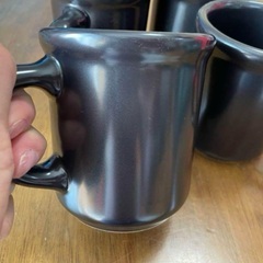 黒のマグカップ４個セットの画像