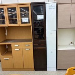 リユースのサカイ東金店　スリム食器棚こげ茶　TJ12610