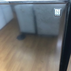 安心の6ヶ月保証付。【ニトリ　2ドア冷蔵庫　NTR-140BK 2022年製　140L ヘコミ有り】取りに来れる方限定の画像