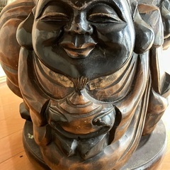 七福神らしき木彫オブジェの画像