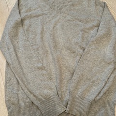 レディース Vネック　ニット　トップス　M