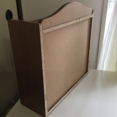 カントリー調マグカップディスプレー　　スパイス棚にもの画像