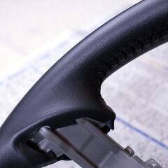 現行ジムニー　純正革ハンドルの画像