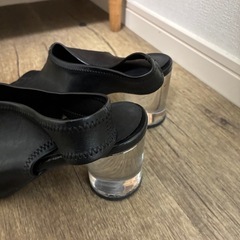 HARE ブラック スリッポンサンダル Mの画像