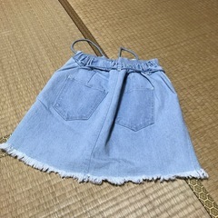 スカート中にパンツ付き150サイズの画像