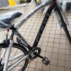 🚲春日市🚲ロードバイク🚲700C🚲ギア付き🚲新品🚲未使用品🚲ASX24L0274🚲白色🚲No.278の画像