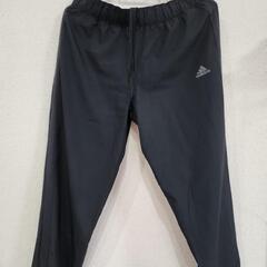 adidasジャージの画像