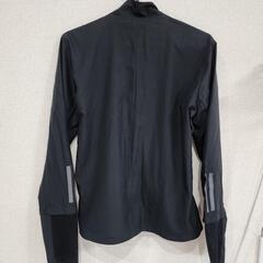 adidasジャージの画像