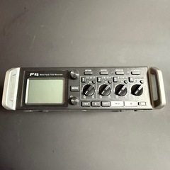 ZOOM ( ズーム ) F4 フィールドレコーダーの画像