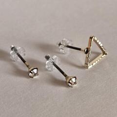 ピアス