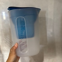 BRITA ブリタ 浄水器 ポット ファン ブルー ろ過水容量1.0L 全容量1.5Lの画像