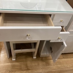 【トレファク高槻店】取りに来られる方限定！ドレッサーのご紹介です！の画像