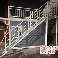 全国OK 屋上テラス付 プレハブハウス 現地組立式でトラック入れない場所でも問題無 建築確認不要 倉庫や物置 事務所や勉強部屋にも   の画像
