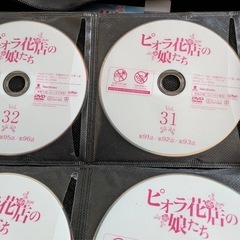 韓国DVD８０枚の画像