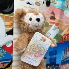 トップ ダッフィーカラフルハピネスディズニーシー入園限定スマホ ぬいぐるみ