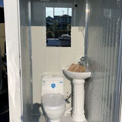 水洗式 ウォシュレットタイプ トイレユニット 仮設トイレの上位互換 換気扇 照明 フル装備 カスタムも可能の画像