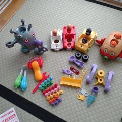 ネジネジシリーズ　アンパンマン号　ダダンダン　はたらくのりもの