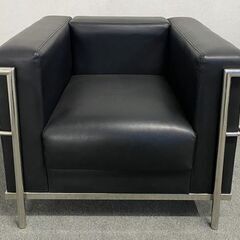 LC2 シングルソファ ル・コルビュジエ ブラック 幅約80 デザイナーズ 2脚セット リビング リプロダクト➁ 中古家具 店頭引取歓迎 R9579の画像