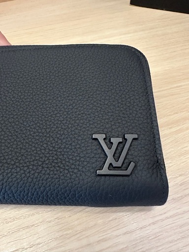 VUITTON 新品未使用品　長財布　黒