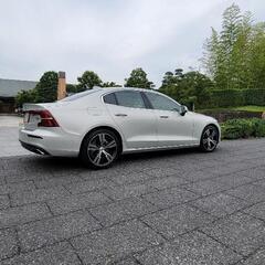 VOLVO S60 T5 インスクリプションの画像