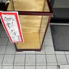 人形ケース
