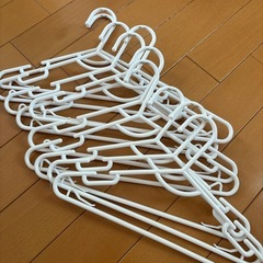 子供用ハンガーの画像