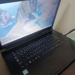 東芝　高年式高性能8世代Core i7搭載 高速SSD240G　...