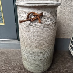 傘立て？信楽焼き