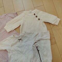 女の子　長袖ロンパースまとめ売り 70-80の画像
