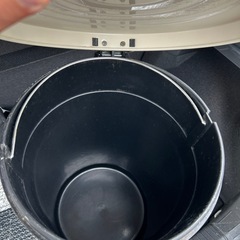 ゴミ箱の画像