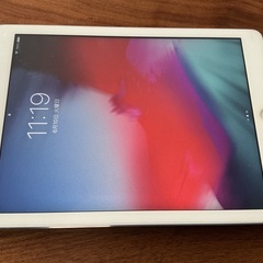 iPad Air 64GB セルラー版の画像