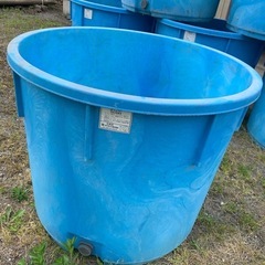 ダイライト　丸型容器300L 排水口有りタイプ