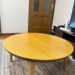 丸テーブル
