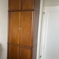 大型タンス差し上げます。