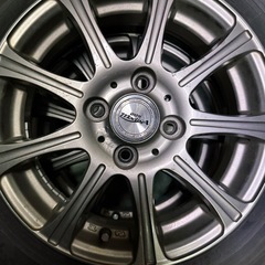 値下げしました 155/65R14 スタッドレスタイヤの画像
