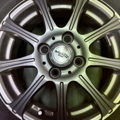 値下げしました 155/65R14 スタッドレスタイヤの画像