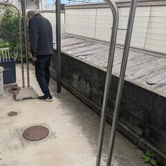 決まりました。物干しと台あげます。