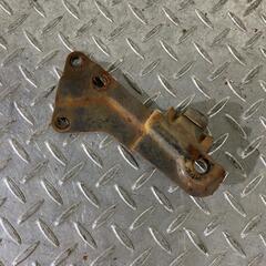 YAMAHA タウンメイト センタースタンド ブラケット ヤマハ [M-250609-56]の画像