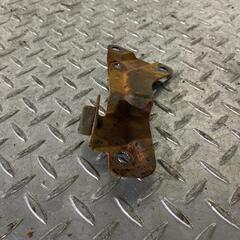 YAMAHA タウンメイト センタースタンド ブラケット ヤマハ [M-250609-56]の画像