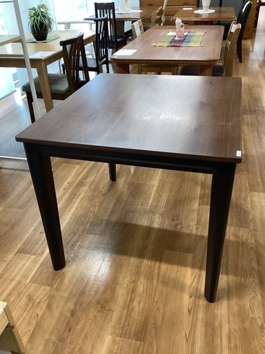 スクエアーテーブル【町田市再生家具】250738