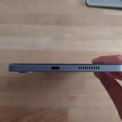 ALLDOCUBE iPlay60mini Pro 8.4 ケース付きの画像
