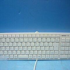 P560　バッファロー　USB接続　有線スリムキーボードの画像