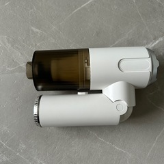 ✨新品✨折り畳み式ハンディクリーナー　白の画像